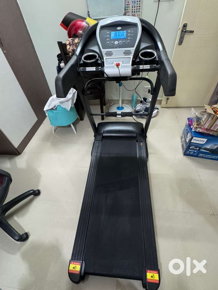Lightly Used Home Treadmill – Excellent Condition, Great Price!