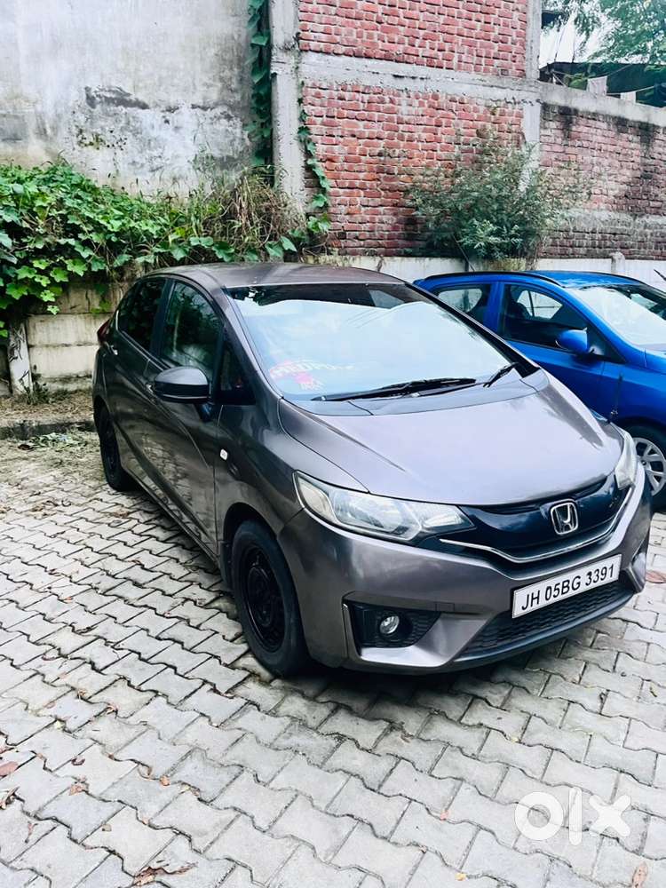 Honda Jazz 2015 Diesel Well Maintained