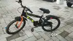 Children cycle