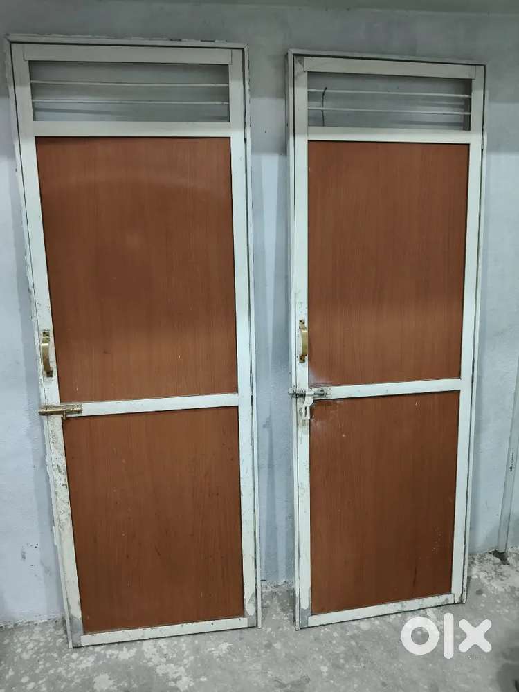 Alluminium door