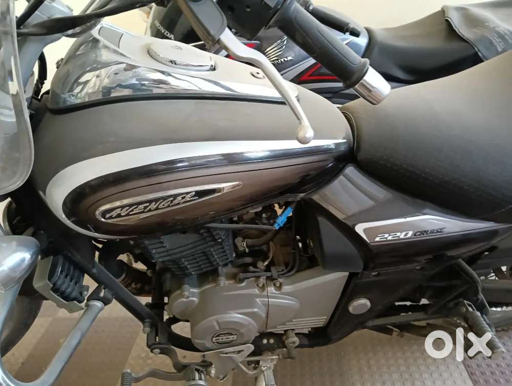 4years bike, only 7000 kms driven bike,