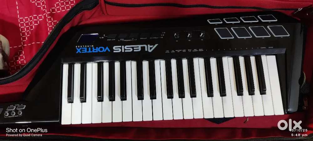 Alesis vortex1 wireless midi keytar