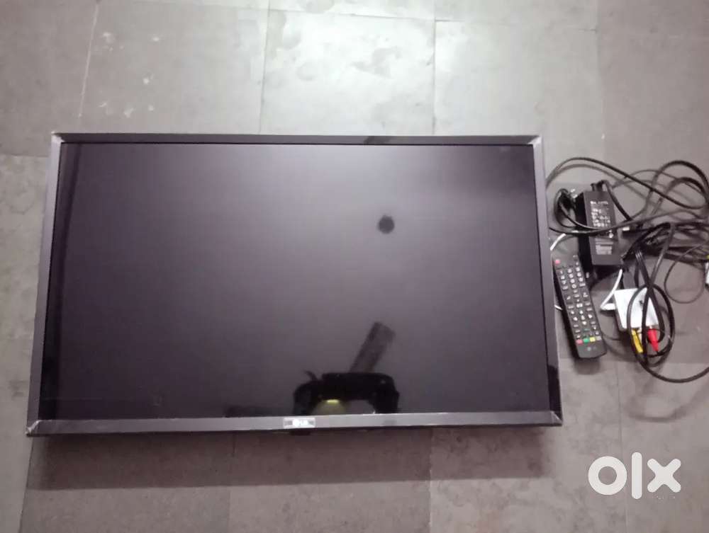 Tv.Led 32inches LG brands for sale rear used non.smart