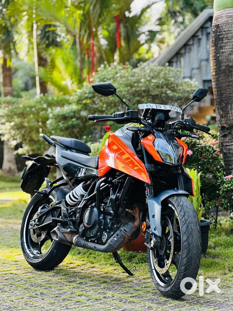 Ktm Duke 250 Malappuram Perinthalmanna only 6000 km running