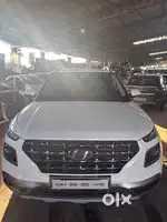 Hyundai Venue 2020 Petrol Well Maintained