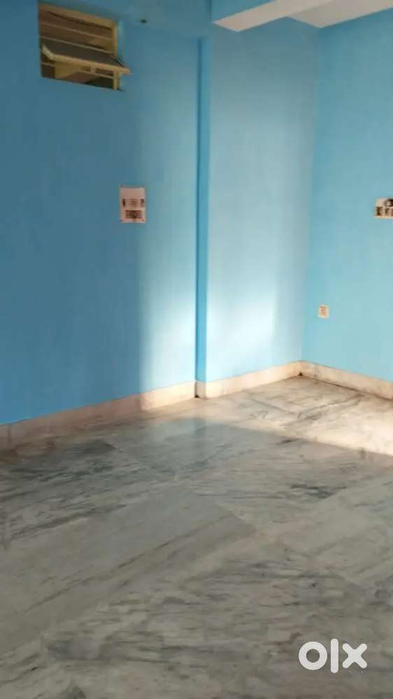 2BHK for small family(4 members), Deposit - Rs 12,000