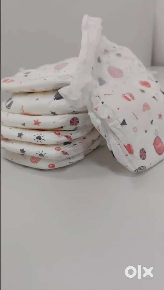 Baby diaper&. Sanetry paid