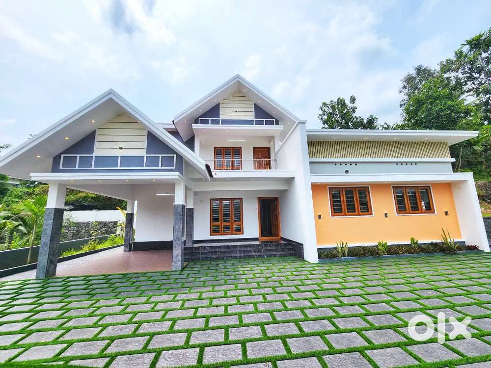 തൊടുപയിൽ വീട്  വില്പനക്ക്