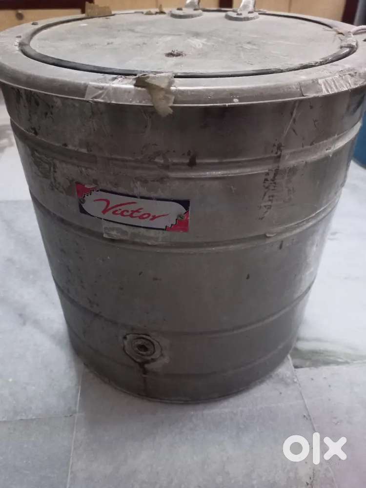 Water heater drum