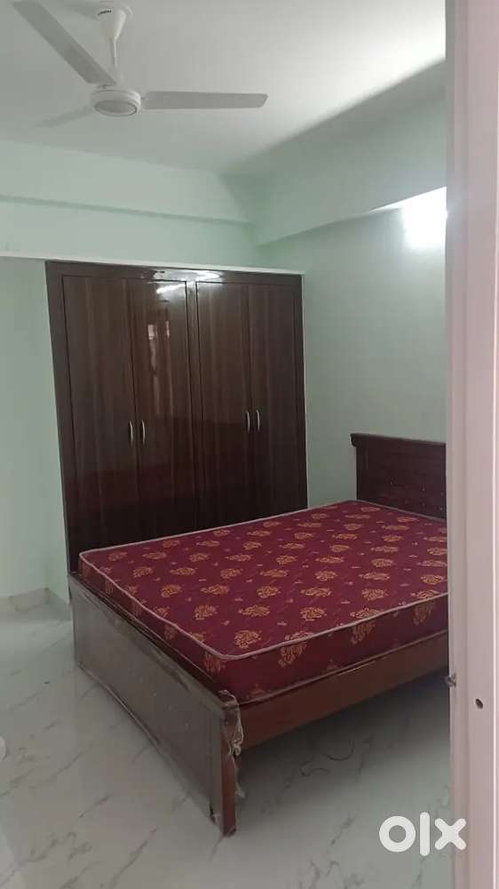 3bhk furnished flat  for rent in tngo colony gachibowli