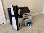 Sony PlayStation 5 Pro 2TB - Controllers - PlayStation Portal