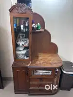 Corner table