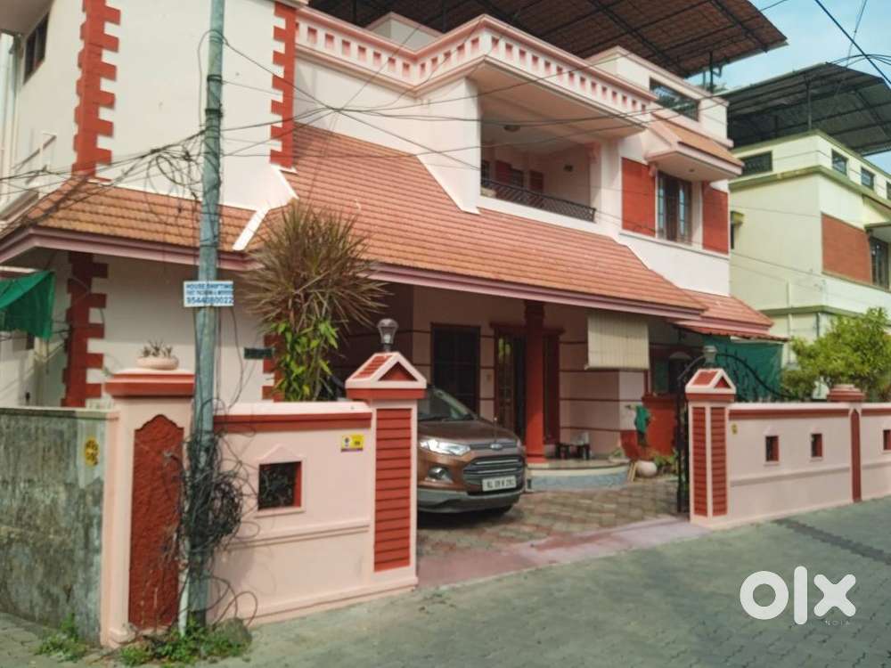 Modern independent house 3BHK, close to Palarivattom junction