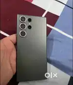 Samsung' s23 ultra only 4 month old with bill box warranty