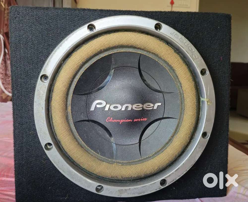 PIONEER MONOBLOCK amp & sub