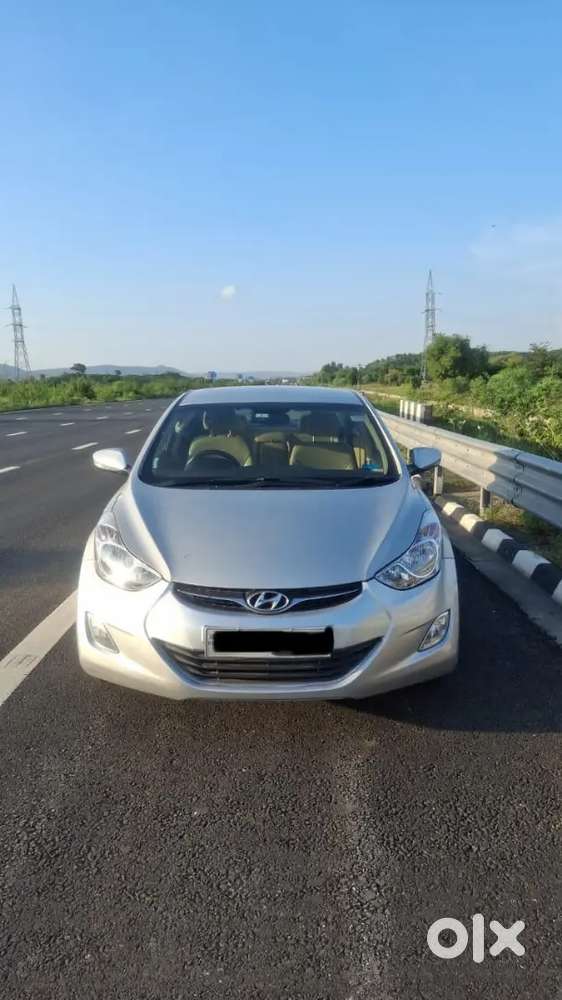 Hyundai New Elantra 2013 Petrol Well Maintained
