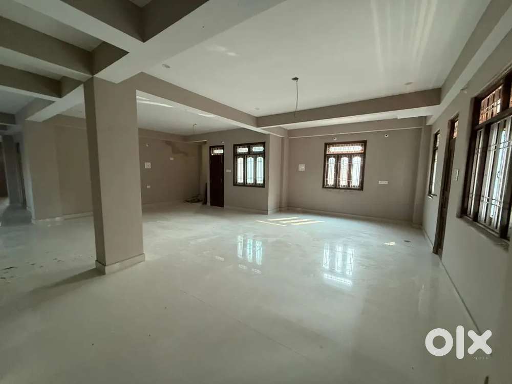 1200 sqft hall available for rent gola road