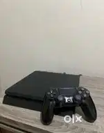 PS4 SLIM 500 GB WELL MAINTAINED