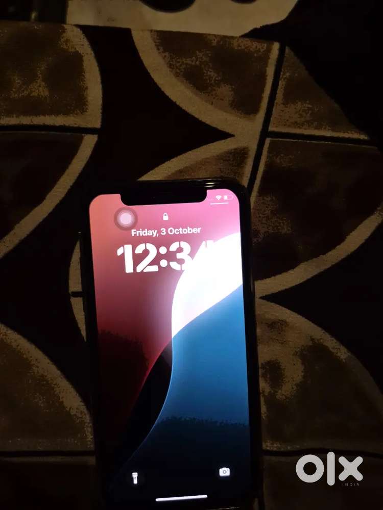 IPhone XS 64gb golden colour