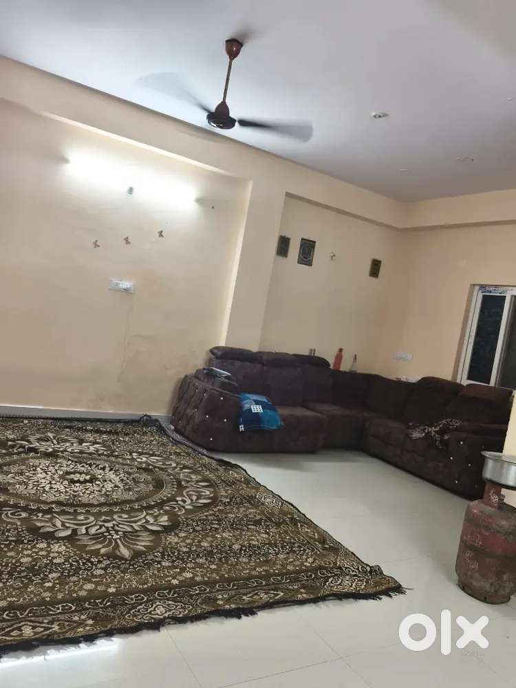 I want to give my flat in rehen for 13,00,000