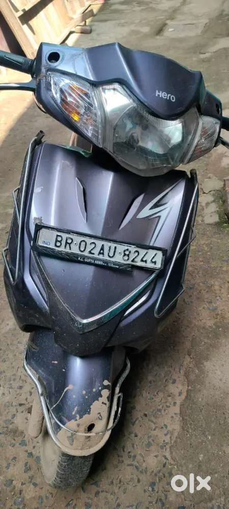 Duet scooty bechna hai dam 35000 hai