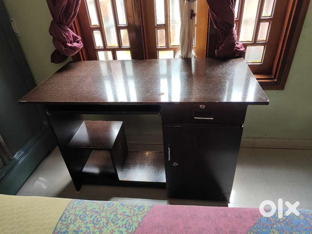 Wooden Computer table