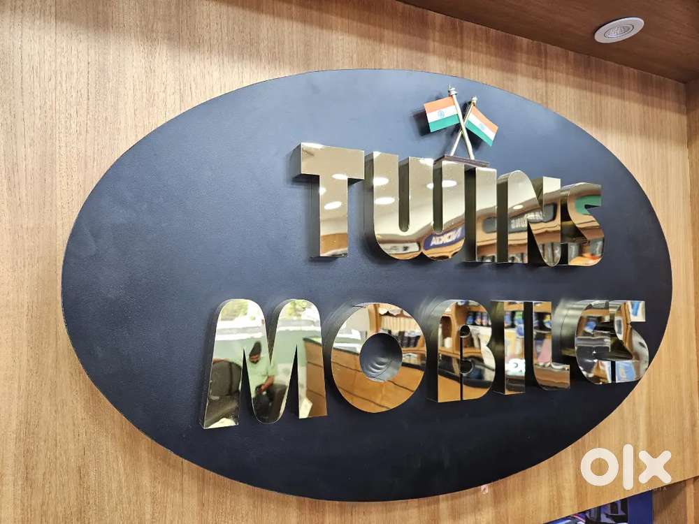 Accountant post for Leading mobile phone showroom