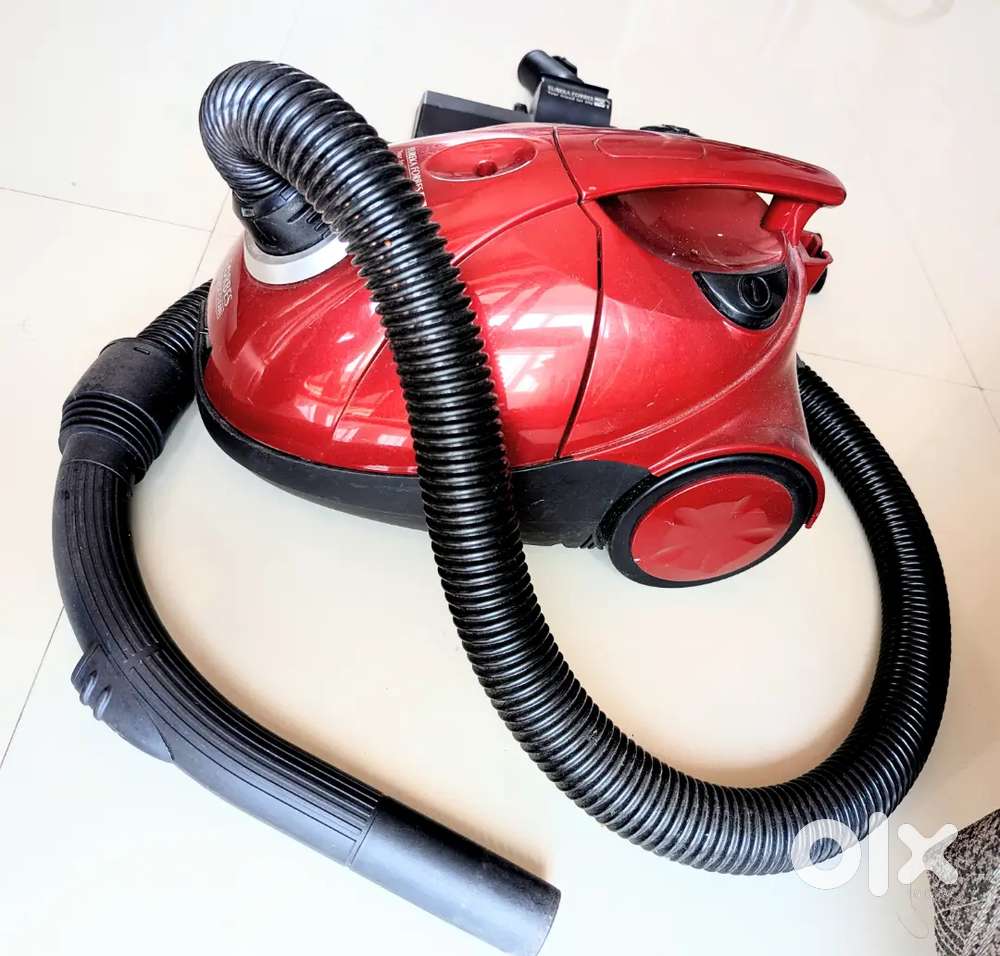 Eureka Forbes Vacuum Cleaner – Good Condition, Minor Wheel Damage