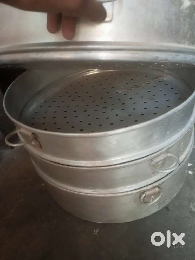 Momos steamer