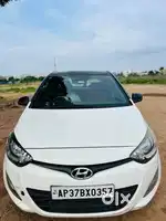 Hyundai i20 2015-2017 Sportz Option 1.4 CRDi, 2013, Diesel