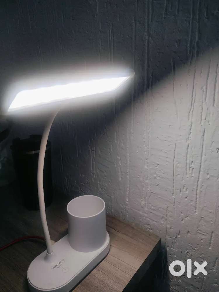 Study lamp