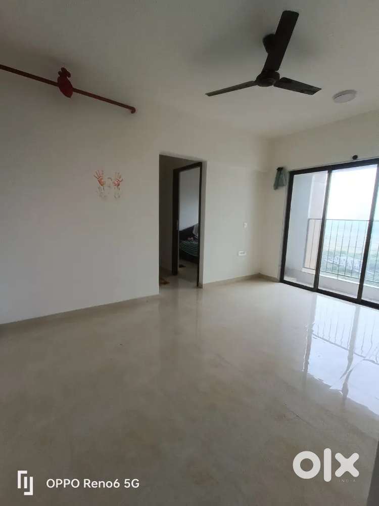 1bhk Master bedroom flat for rent in Naigaon East