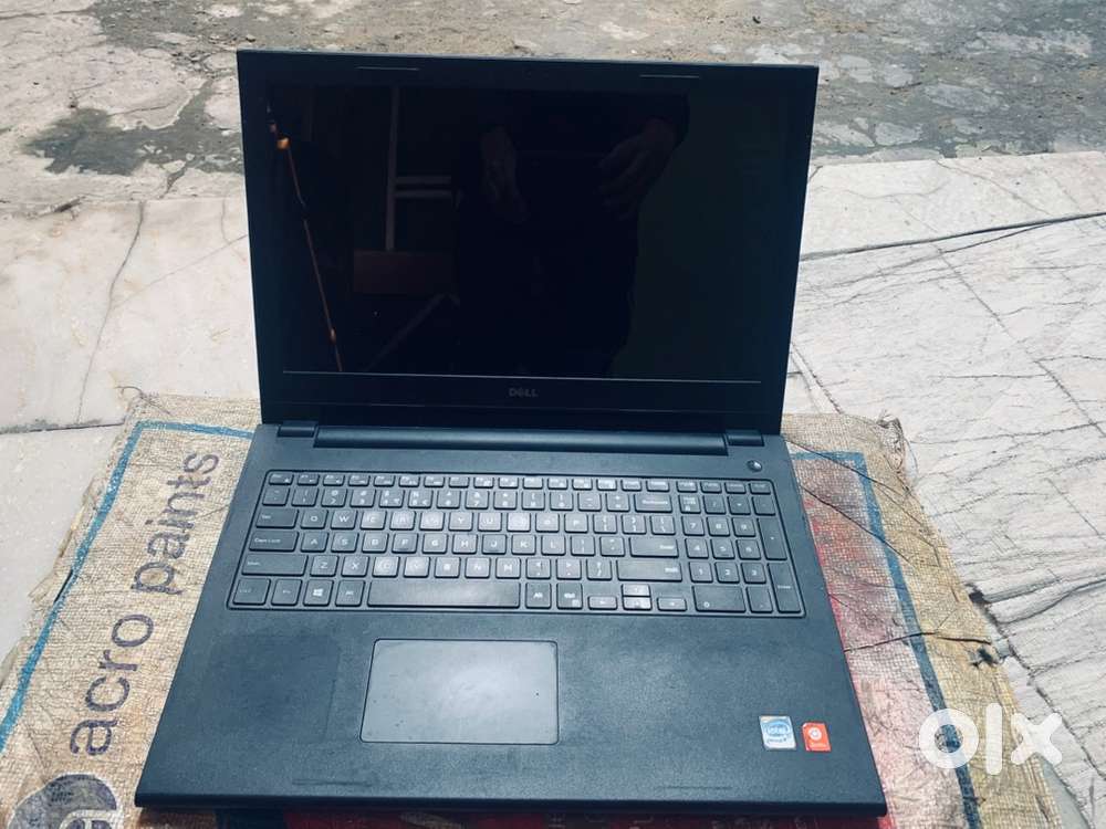 Dell laptop excellent condition urgent sell