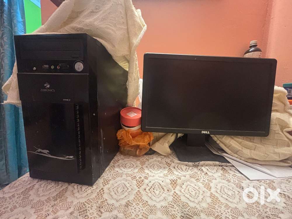 Dell Monitor with zebronics cpu in well working condition
