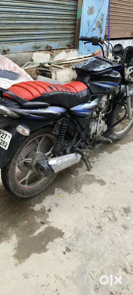 Bajaj discover 125c