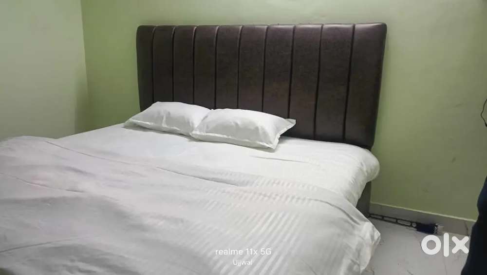 Ravish paying guest house