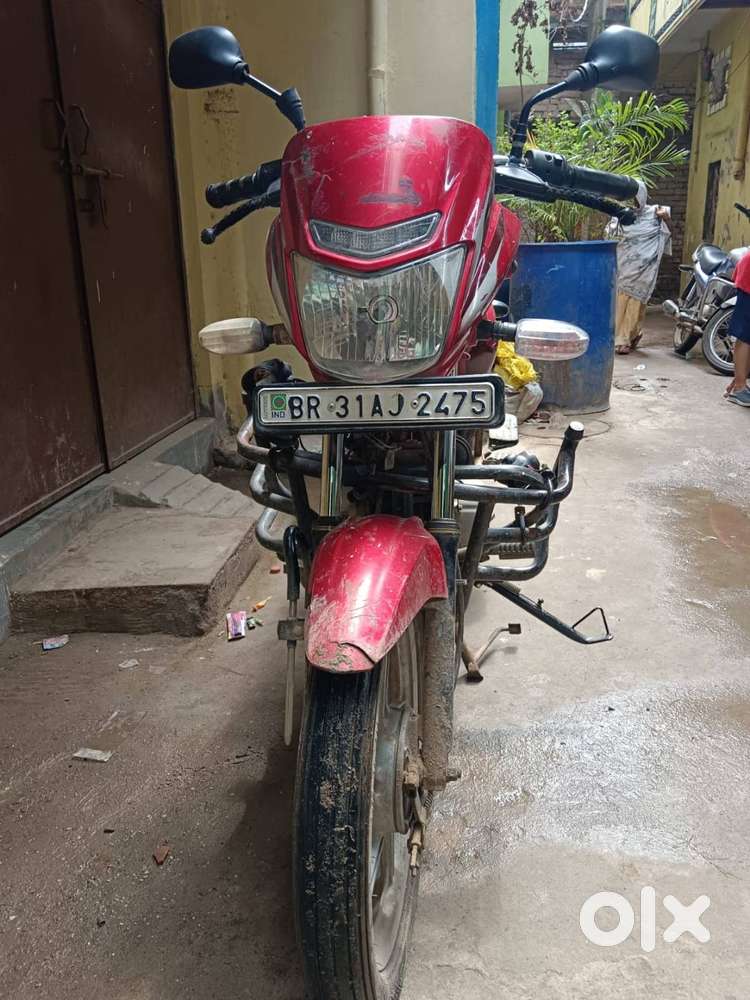 BEST MILAGE WALA BIKE . RS 25000 फाइनल है . टाइम पास वाले दूर रहे