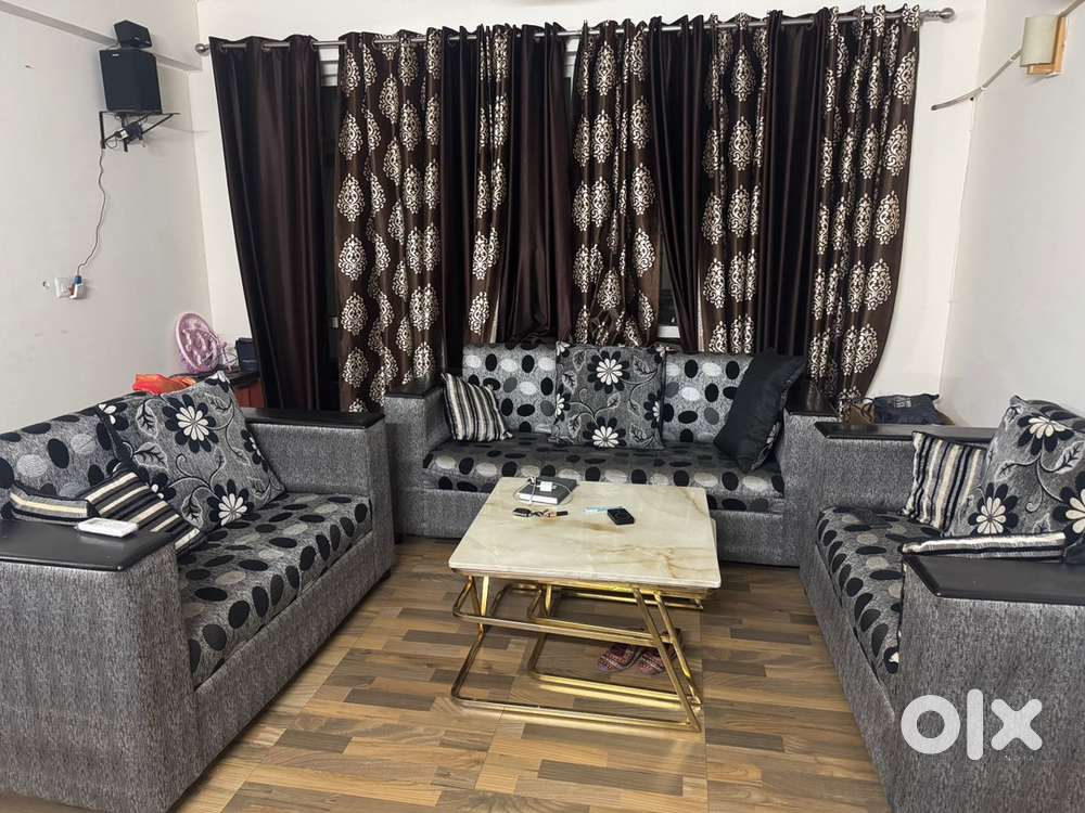 Sofa 7 seatee