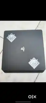 PS 4 slim 1 TB model