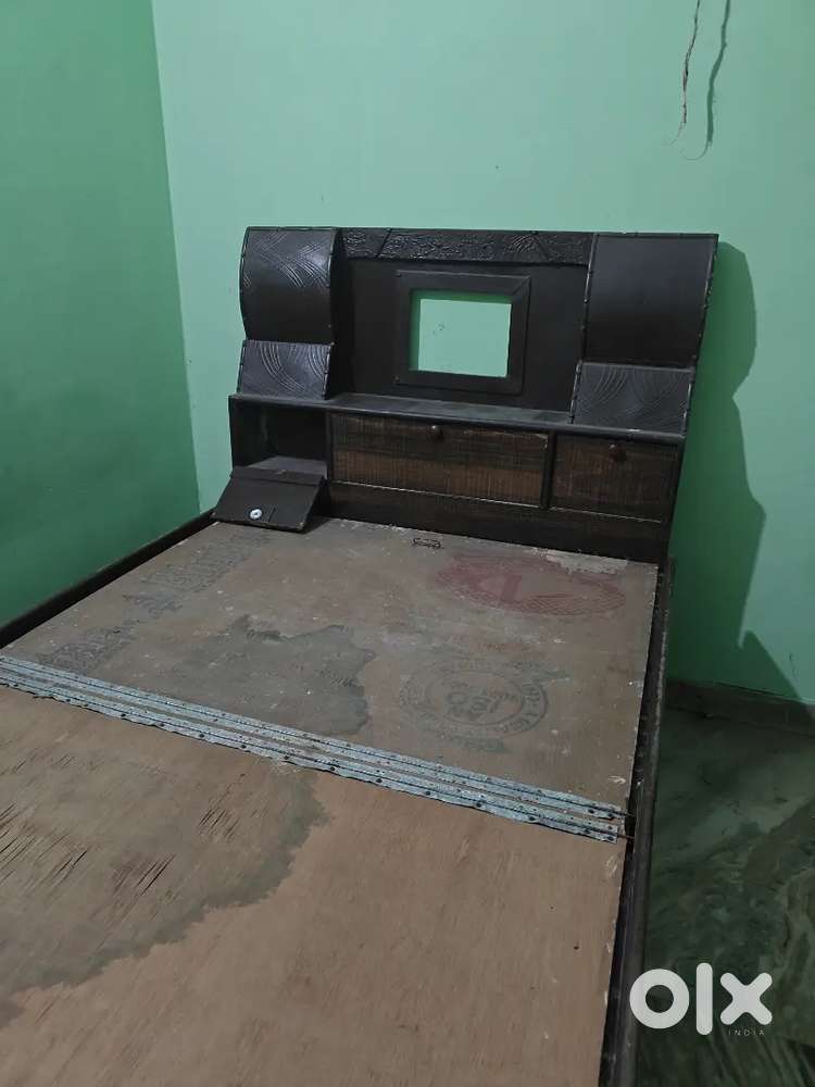 Single Bed Available