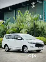 Toyota Innova Crysta 2.4 V, 2016, Diesel