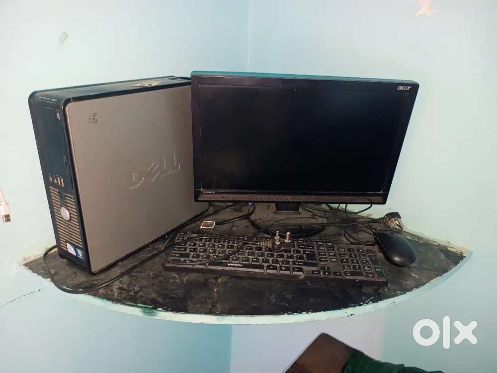 Dell PC 2gb ram 256gb storage HP monitor. Mouse. keyboard.