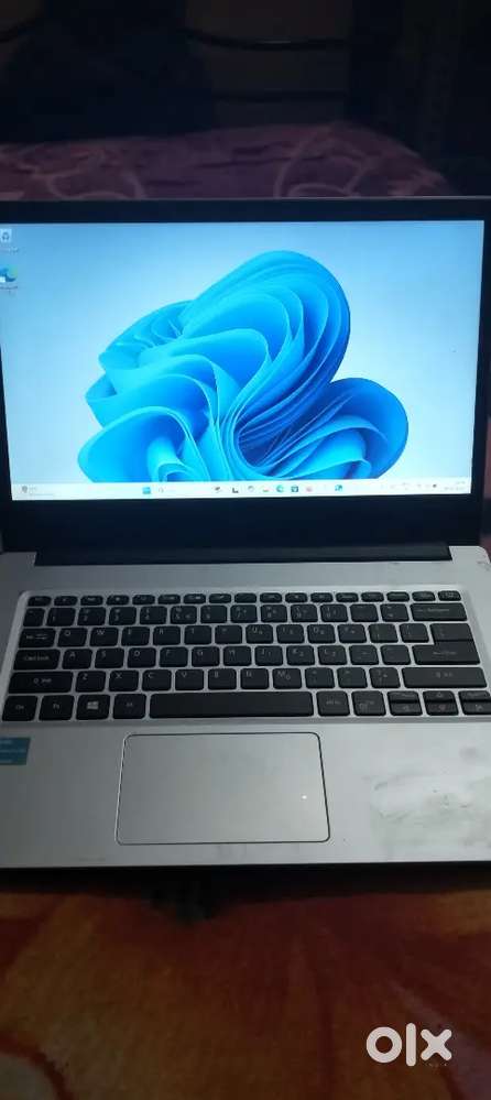 Acer Aspire 3 Laptop  4GB RAM + 238GB SSD  Intel Pentium