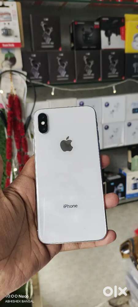 I phone x 64gb