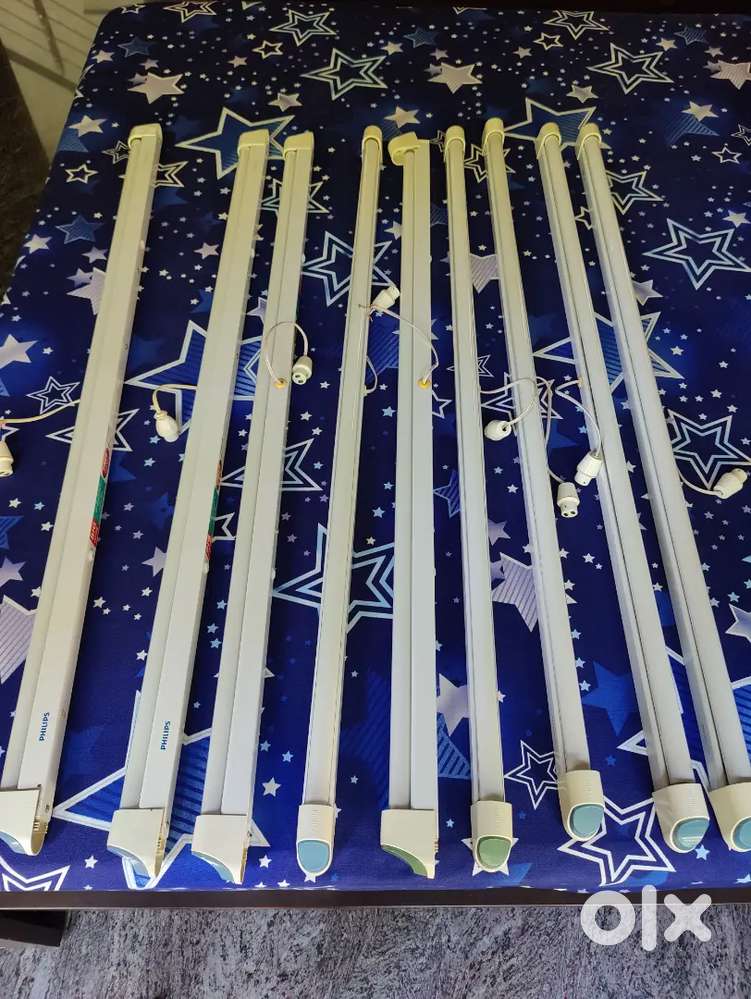 Philips Minolta Slim Tubelight 9 peices