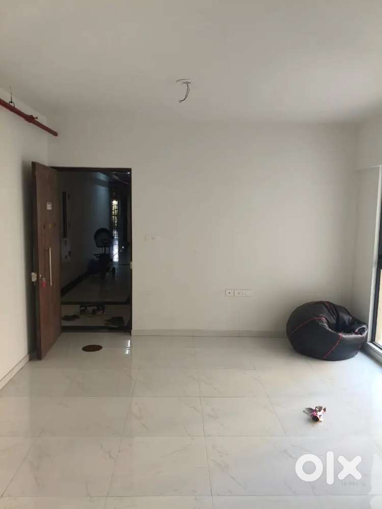 2bhk flat availebal for rent at Runwal Garden