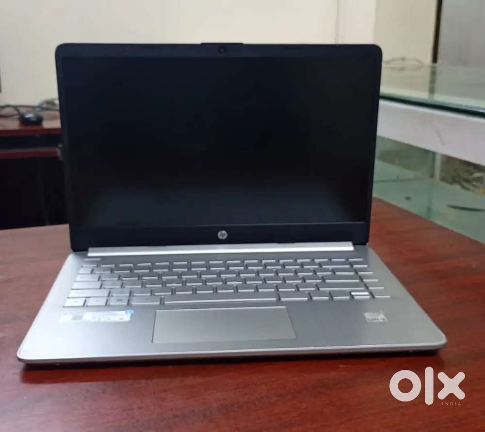 Hp Silver Color i3 10th gen laptop. Good look.