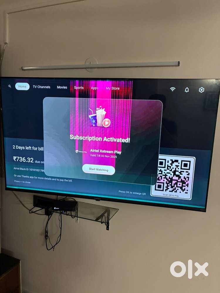 1 year old 50inch 4k thomson tv Google tv with lines in panel