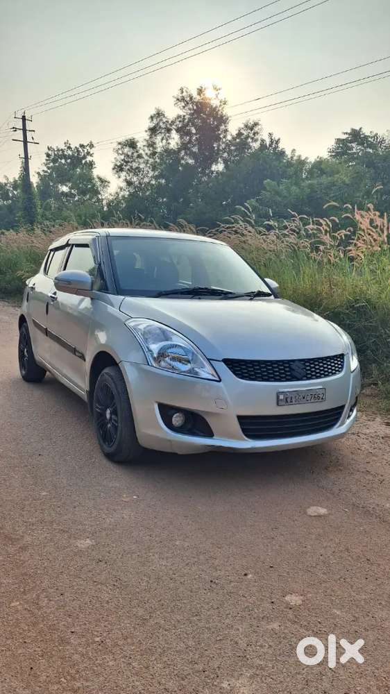 Maruti Suzuki Swift 2012 Diesel 130000 Km Driven