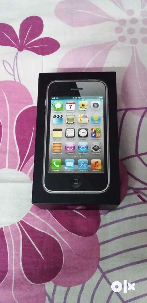 New latest iphone iphone 3g woth all features in a perfevt condition